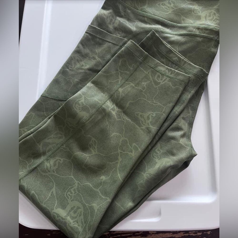 🔥NWOT SIZE 20 ZYIA OLIVE VINE LNT 7/8 24"🔥